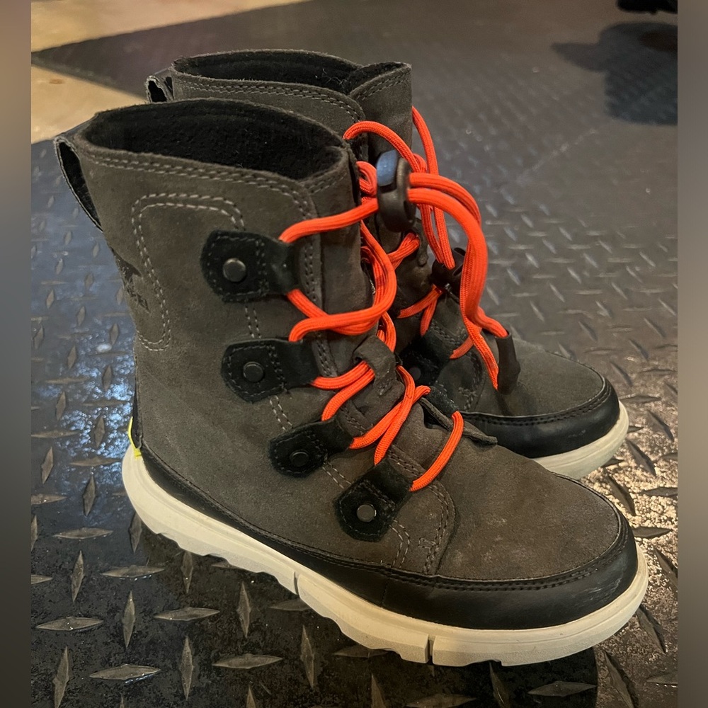 Kids Sorel Explorer Lace Boot size 1
